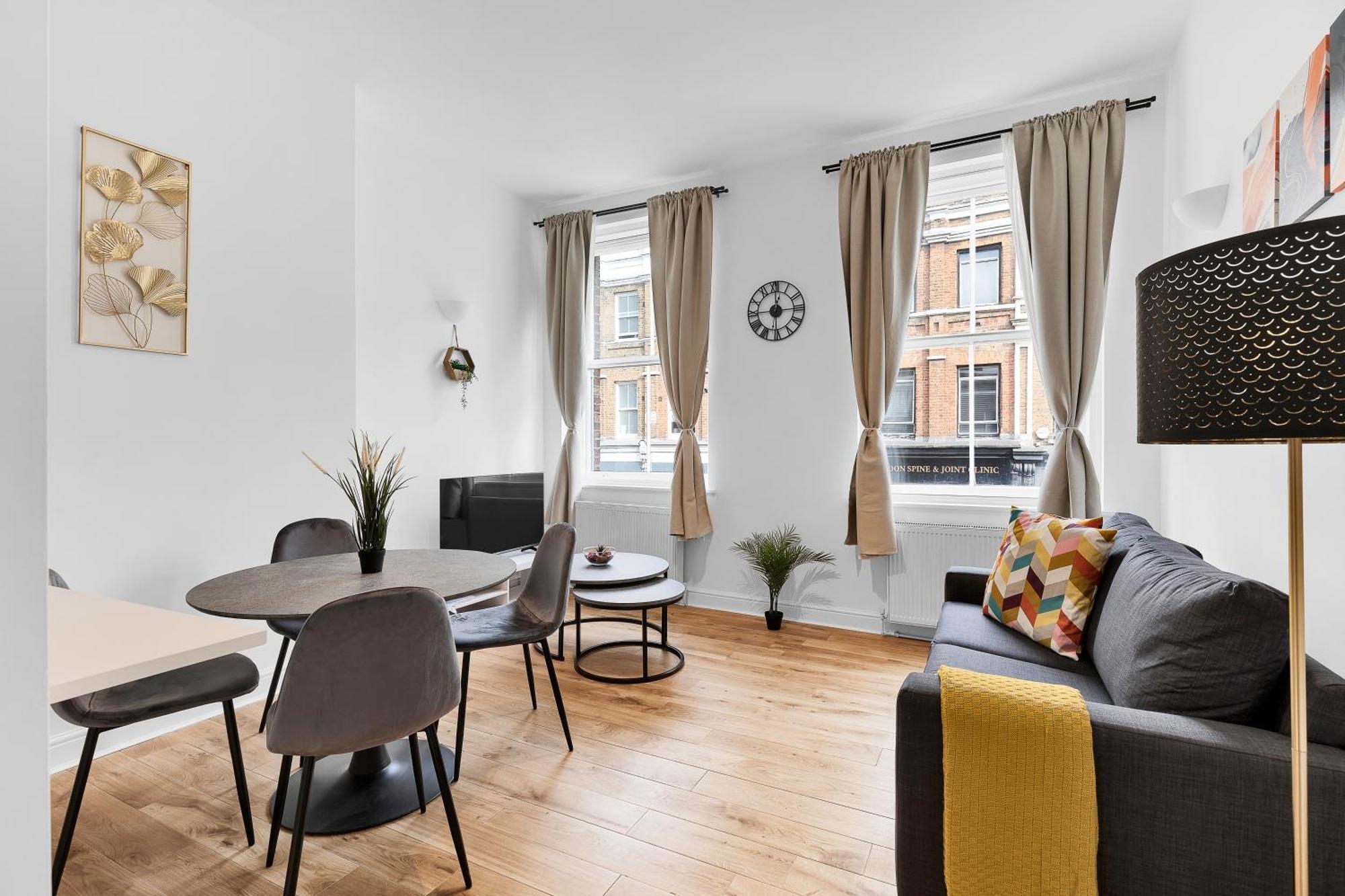 Contemporary Oasis In Paddington