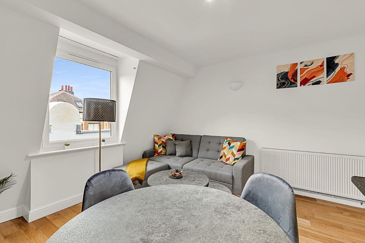 Contemporary Oasis In Paddington Londra