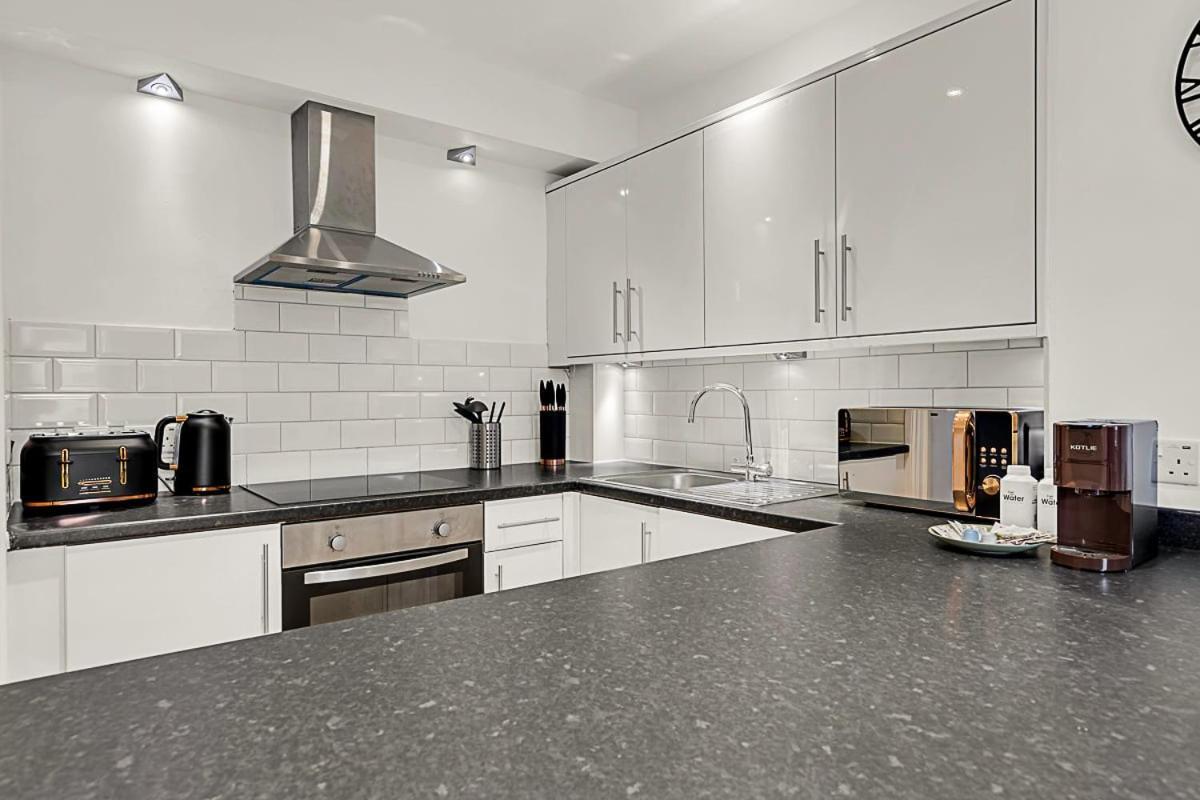 Contemporary Oasis In Paddington